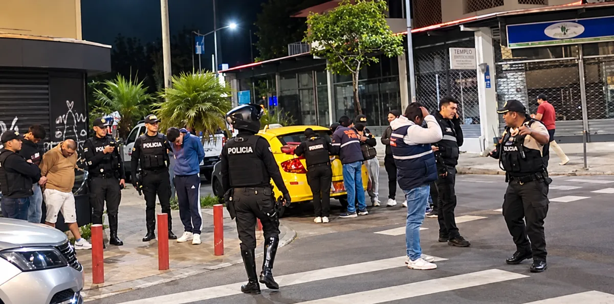 Policía halla granada y armas en operativo de seguridad en La Mariscal