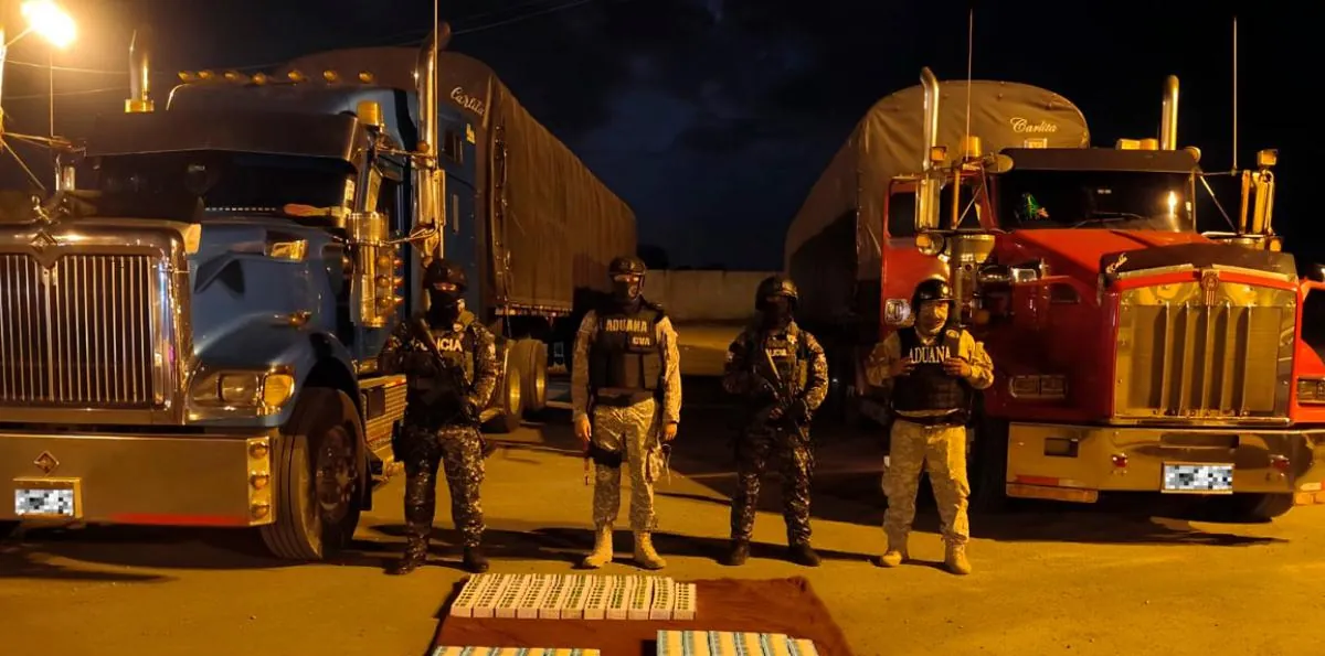 Policía decomisa 51 kilos de ketamina ocultos en tráileres que viajaban de Perú a Ecuador