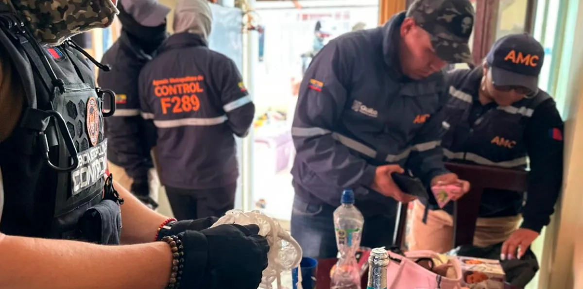 Clausuran casas de citas clandestinas en Quito: hallan menores y a un adulto mayor dependiente de oxígeno