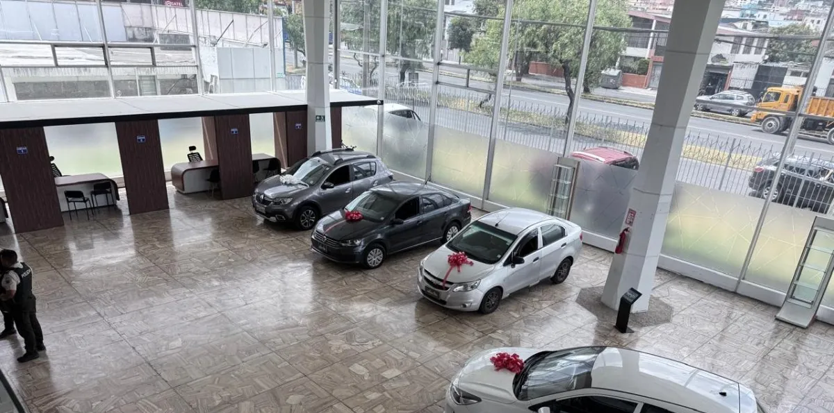 Prometían entregar autos en dos días: clientes pagaron hasta $ 4.500 y no recibieron vehículos