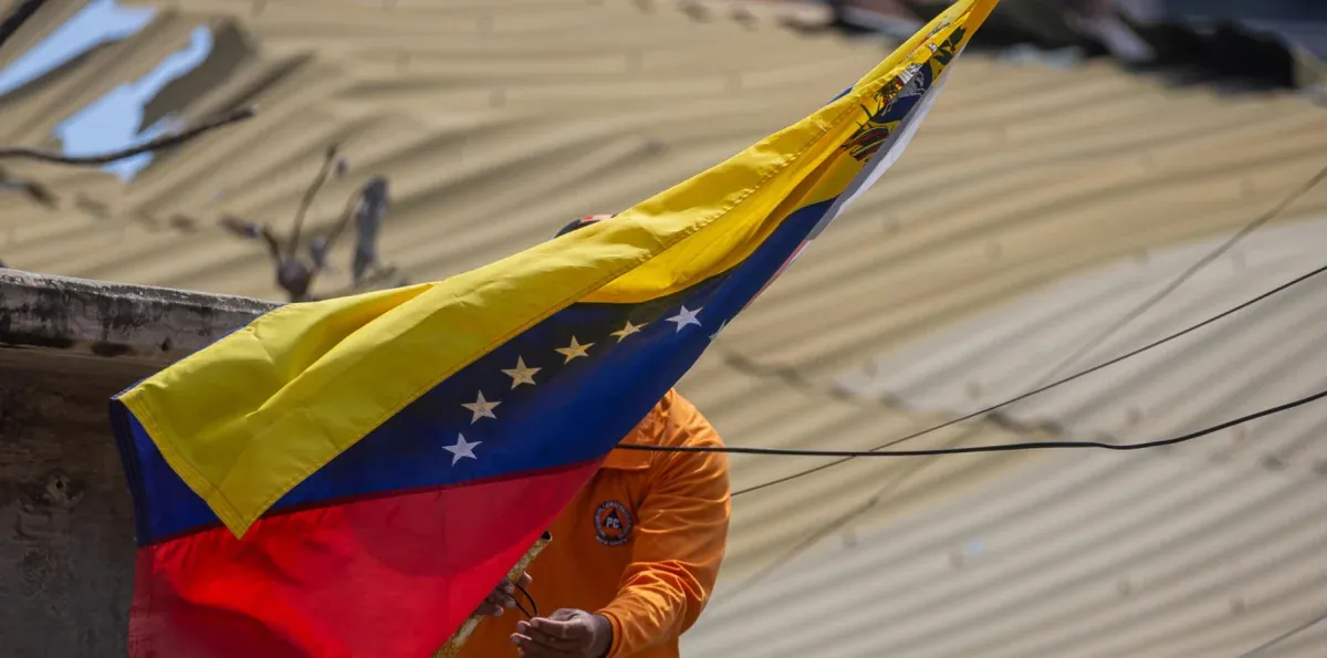 China envía el primer lote de ayuda humanitaria a Venezuela tras los terremotos
