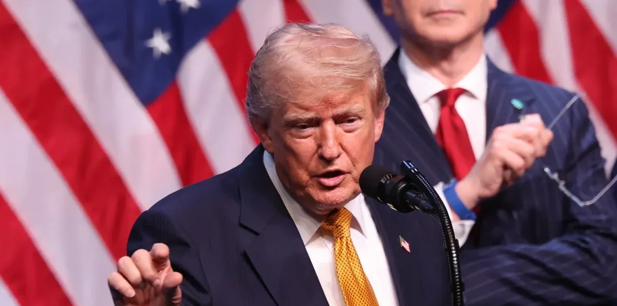 Donald Trump afirma que EE. UU. responderá con mil misiles si Irán intenta asesinarlo