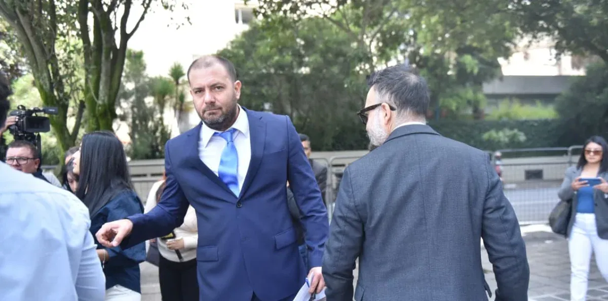 Juan Esteban Guarderas denunciará a Pabel Muñoz ante el TCE: ¿está en riesgo su candidatura?