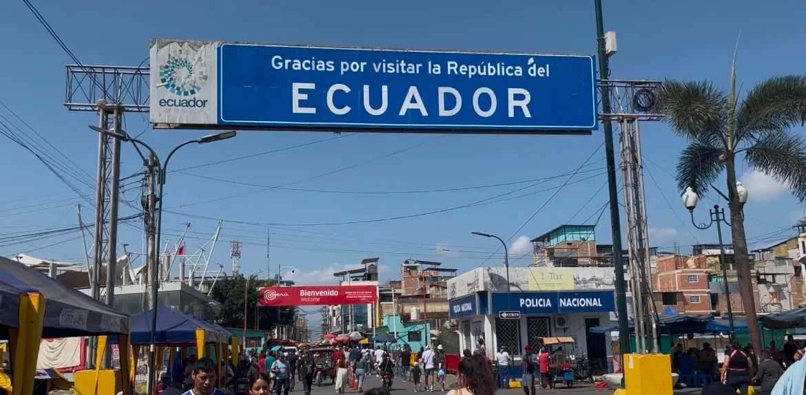 Senae restablece operaciones aduaneras en los pasos fronterizos del sur de Ecuador