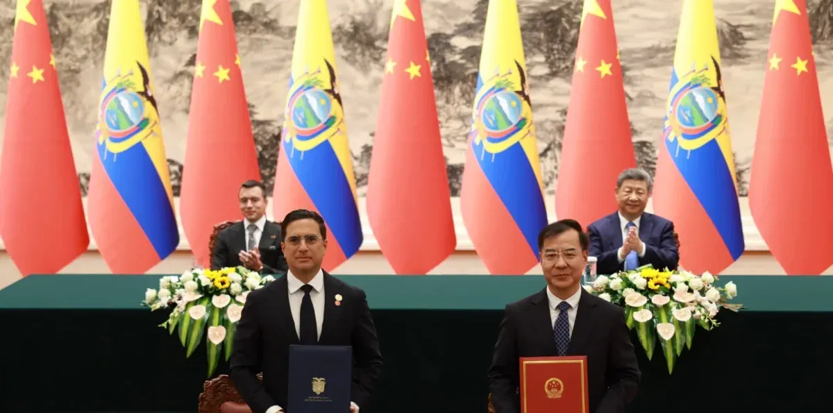 Ecuador y China sellan siete acuerdos para impulsar comercio, inversión y cooperación