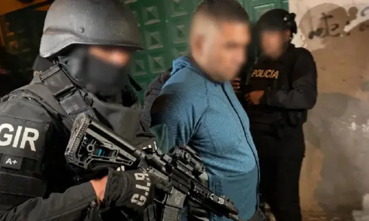 Alias Gordo Arturo irá 22 años a prisión con 17 miembros de su banda