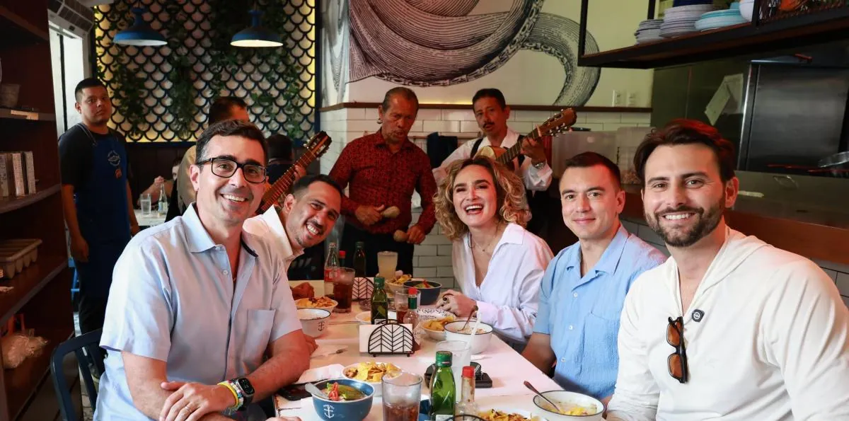 Daniel Noboa y Cynthia Viteri comparten primera foto juntos en medio de las fiestas de Guayaquil