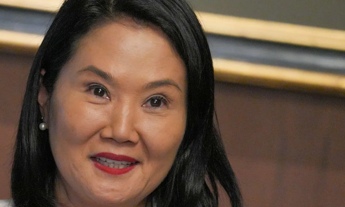 Keiko Fujimori recibe las credenciales como presidenta electa de Perú