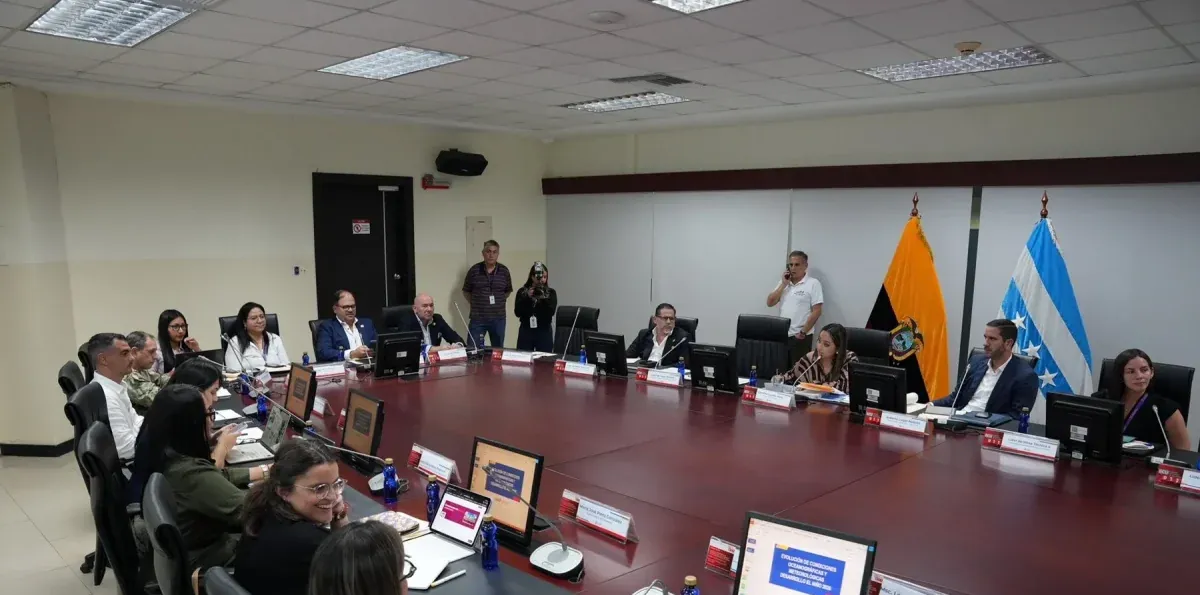 COE Nacional declara alerta naranja para 17 provincias por avance de fenómeno de El Niño