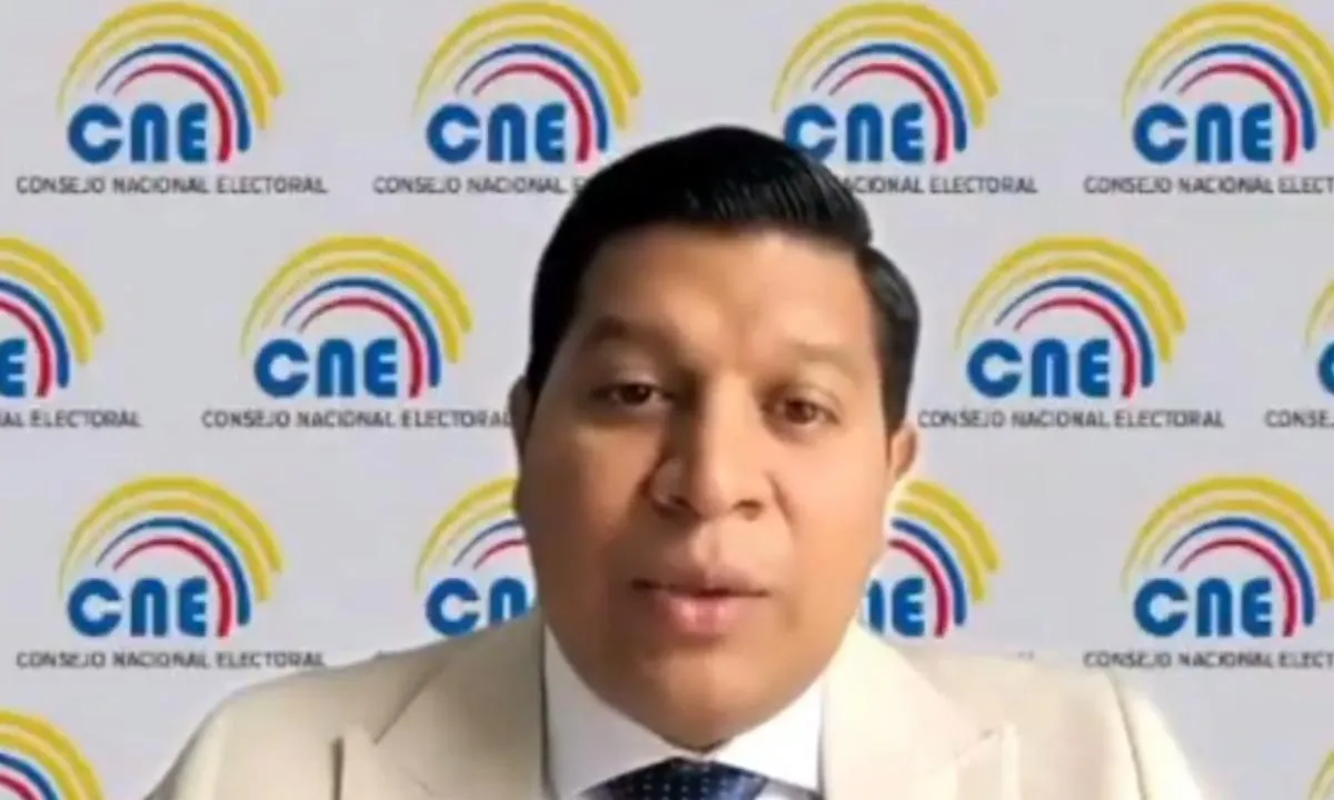 José Merino asume la vocalía del CNE tras la renuncia de Atamaint