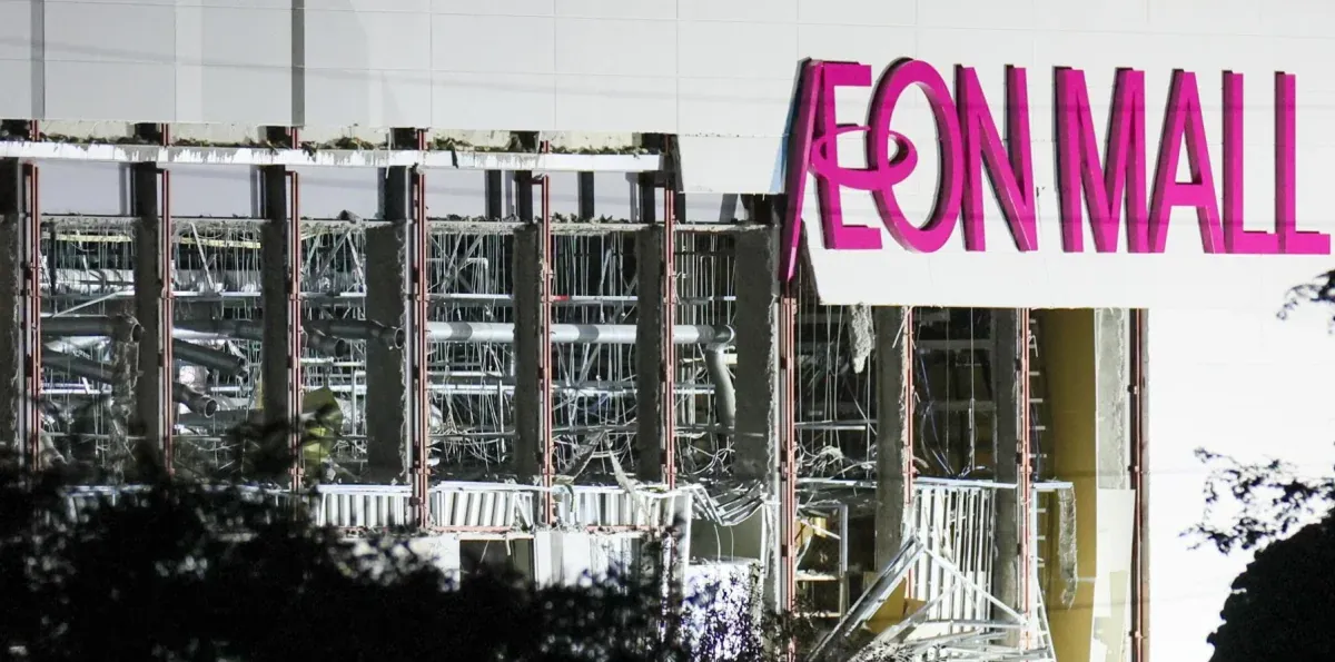Sismo de 7,1 sacude Japón: personas atrapadas tras colapso de centro comercial en Kumamoto