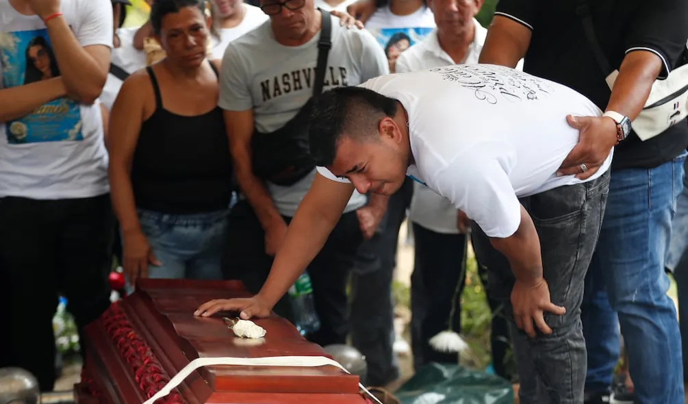 Aumenta a 294 el número de muertos y a 320 el de desaparecidos por terremoto en Colombia