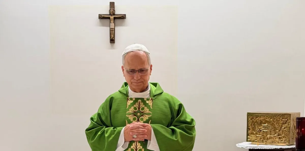 El papa León XIV reaparece en una misa tras su operación: esta es la primera fotografía