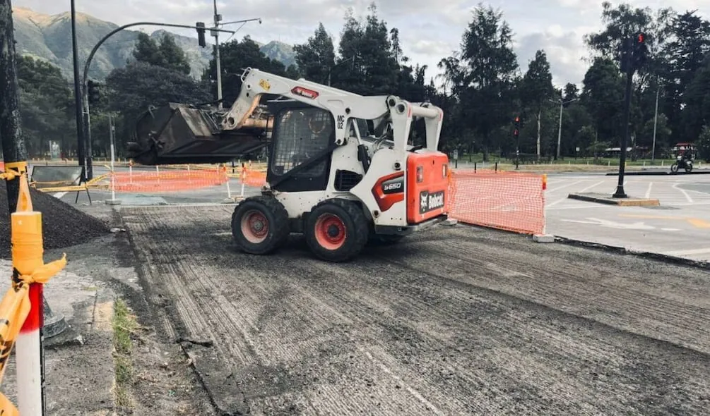 Quito arranca rehabilitación de 12 kilómetros de vías aledañas al Metro de Quito