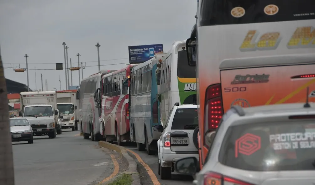 Transportistas interprovinciales tendrán mesas técnicas con la ANT por revisión de estudio tarifario: sus frecuencias se mantendrán con normalidad este viernes 3 de julio