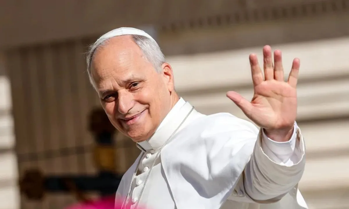El papa León XVI retoma su actividad laboral desde el hospital Gemelli