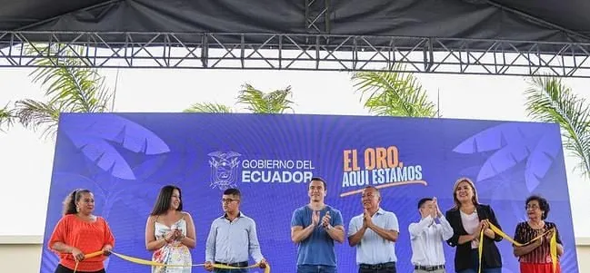 Daniel Noboa participó en la inauguración de un centro de atención de salud para personas con discapacidad en Machala