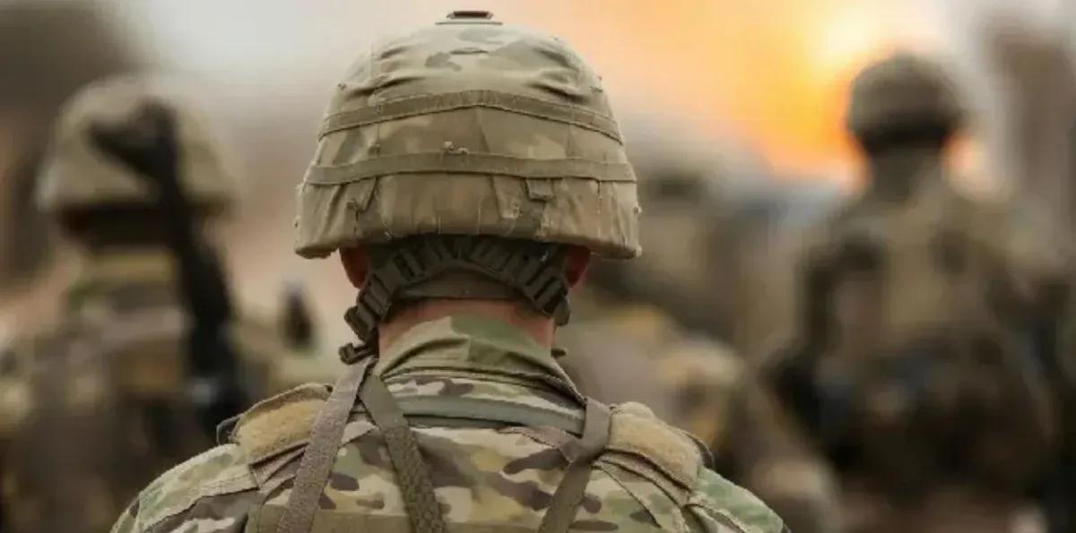 Dos militares sentenciados a más de 29 años de prisión por violar a una mujer