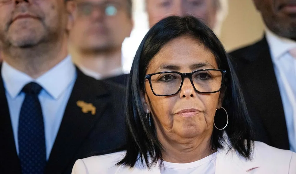 El régimen de Venezuela endurece su discurso tras la tragedia: Delcy Rodríguez lanza una dura advertencia en un país con más de 3.300 muertos