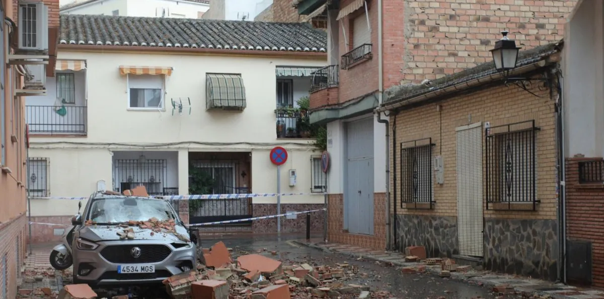 Tres heridos leves en nuevo sismo de 4,8 en la ciudad española de Granada