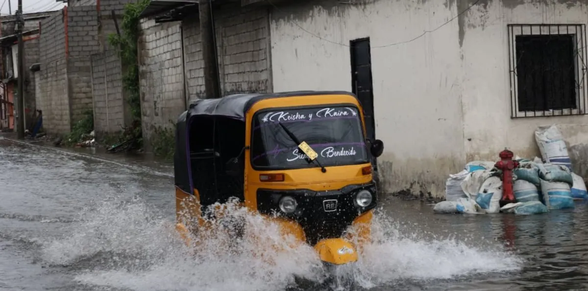 ¿Cuáles son las 5 provincias que estarán bajo fuertes lluvias hasta este martes 20 de octubre?