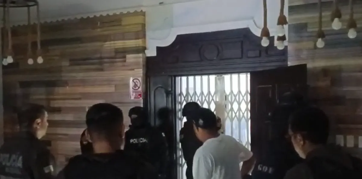 Banda de trata de personas tatuaba a mujeres en "señal de pertenencia", dice la Policía de Ecuador