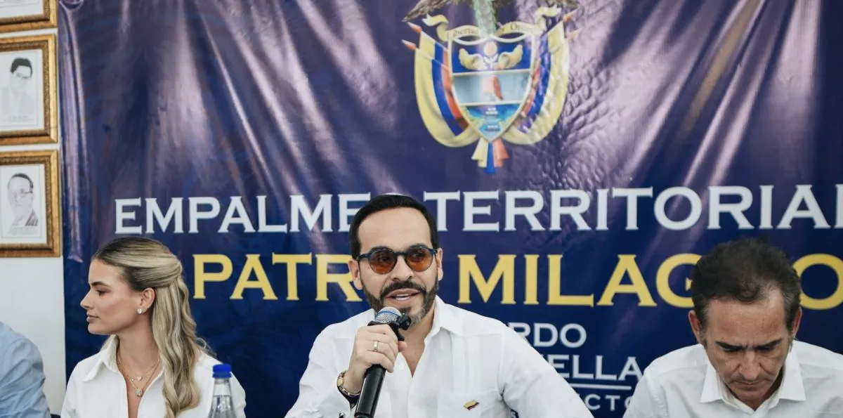 Abelardo de la Espriella, presidente electo de Colombia, pretende que su posesión sea en un batallón militar