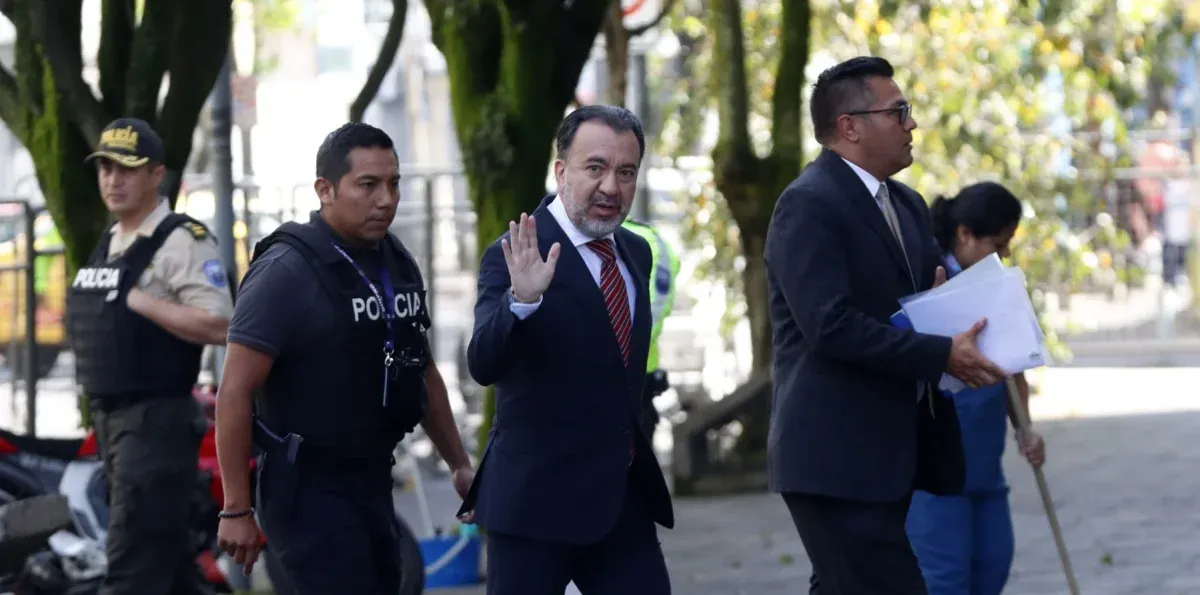 ¿Pabel Muñoz no podrá presentarse a las elecciones de Quito?