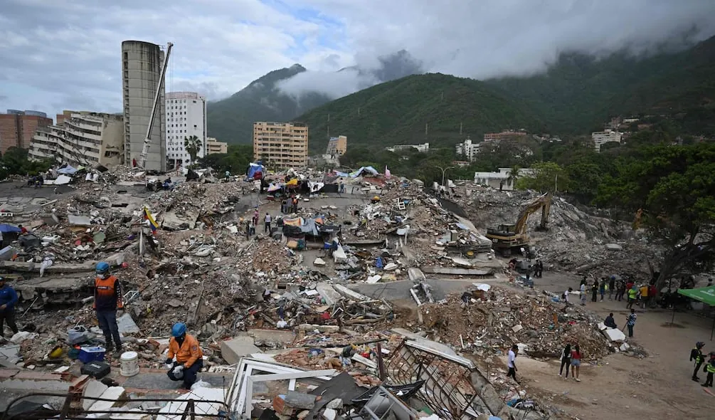 A 4.561 ascienden los fallecidos por el doble terremoto en Venezuela