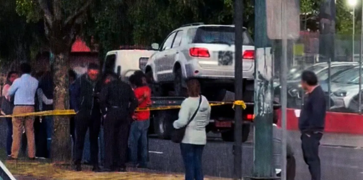 "Pidió permiso en el trabajo y murió frente a su hijo" | El caso de Nelly Almache, quien murió cuando se dirigía a una reunión en un colegio de Quito