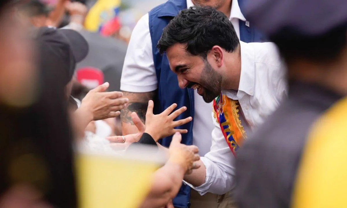 Zohran Mamdani participó en el desfile ecuatoriano en Nueva York