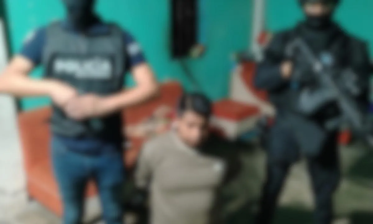 Cuatro policías entre 16 detenidos por supuesto robo de hidrocarburos