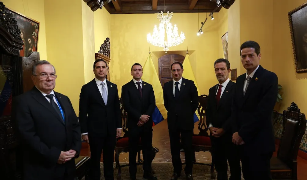 Daniel Noboa se reúne con el vicepresidente electo de Colombia, José Manuel Restrepo, en Lima