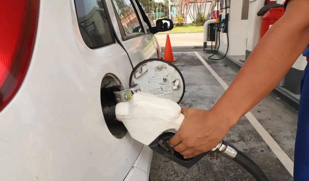Nuevos precios de las gasolinas extra, ecopaís y diésel en Ecuador desde este 12 de agosto