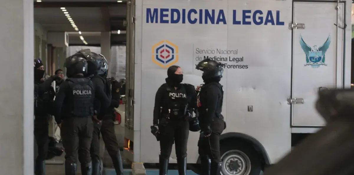 Así frustraron el robo de $507.000 en un mall de Guayaquil: Policía levantó 25 indicios balísticos