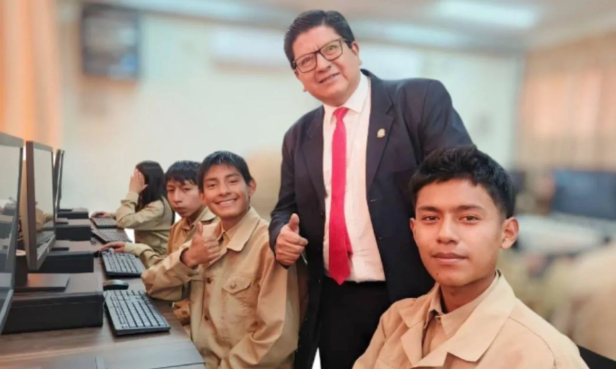 Ministerio de Educación abre nuevas vacantes para docentes en Educa Empleo
