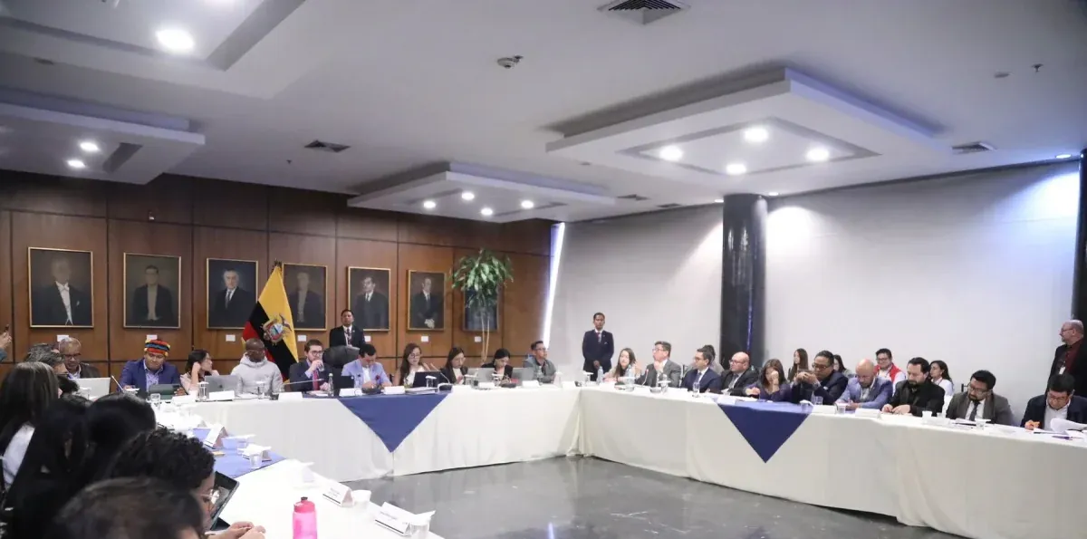 ¿Gonçalves y Fabián Calero fueron convocados a Comisión de Fiscalización? Defensa desconoce llamado
