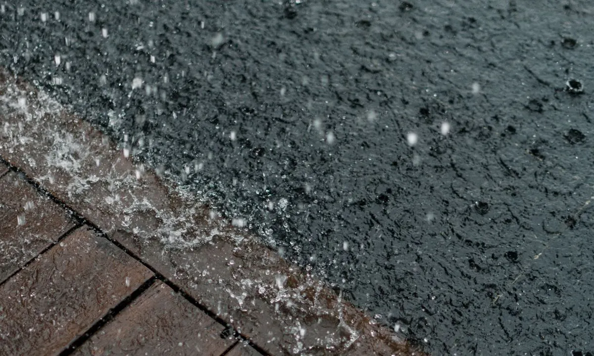 Quito, en alerta por lluvias y posible caída de granizo este domingo 18 de octubre de 20026