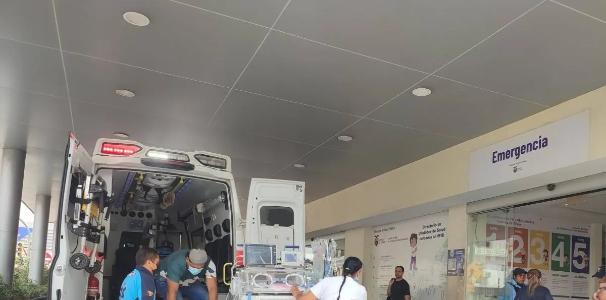 Hospital del Niño aclara situación de bebé abandonada en Guayaquil y alerta sobre posibles estafas