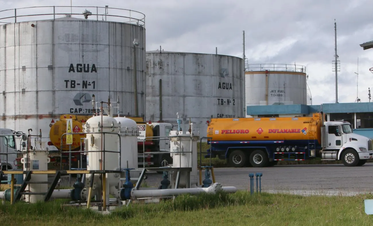 ¿La nueva fórmula del precio de la gasolina en Ecuador garantiza estabilidad en el sector?