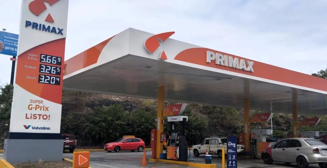 Estos son los precios a los que se vende la gasolina súper en Ecuador