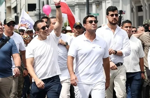 Gobierno lamenta fallecimiento de Michele Sensi-Contugi, director del CNI, y su esposa, Stephany Hollihan